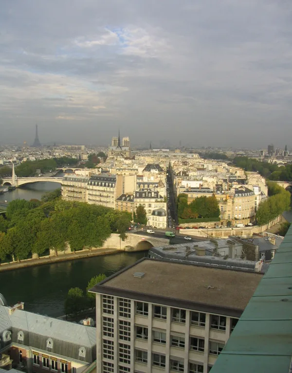 Perspective parisienne et fluviale